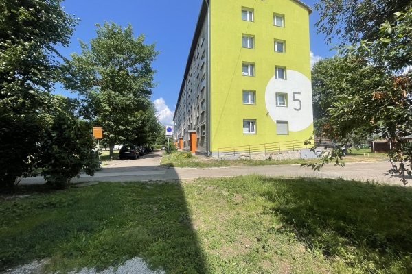 Convenient location! For sale 3-room apartment in the city of Narva at Võidu prospekt 5